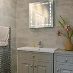 度假居 The Coach House